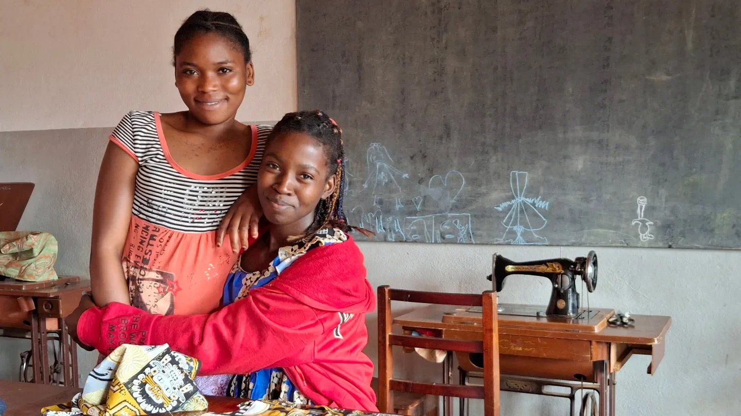 allieve della scuola di cucito nel villaggio di Ngaoundal, in Camerun